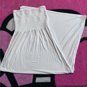 Forever 21 White Strapless Maxi Dress – Size Small – Beachy & Lightweight